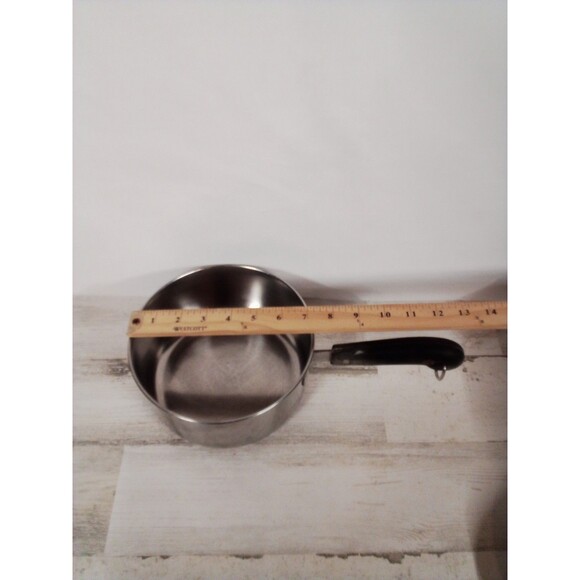 Revere Ware Medium  Copper Bottom Saucepan With Lid  Damage To Handle - Picture 8 of 16